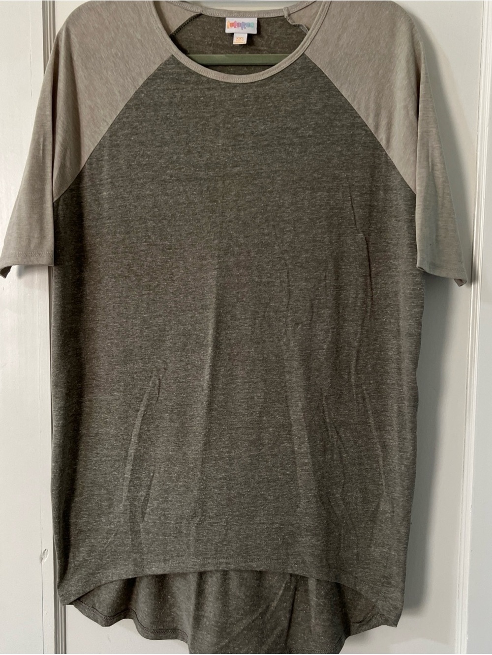 LuLaRoe Two-Tone Gray Raglan Tunic